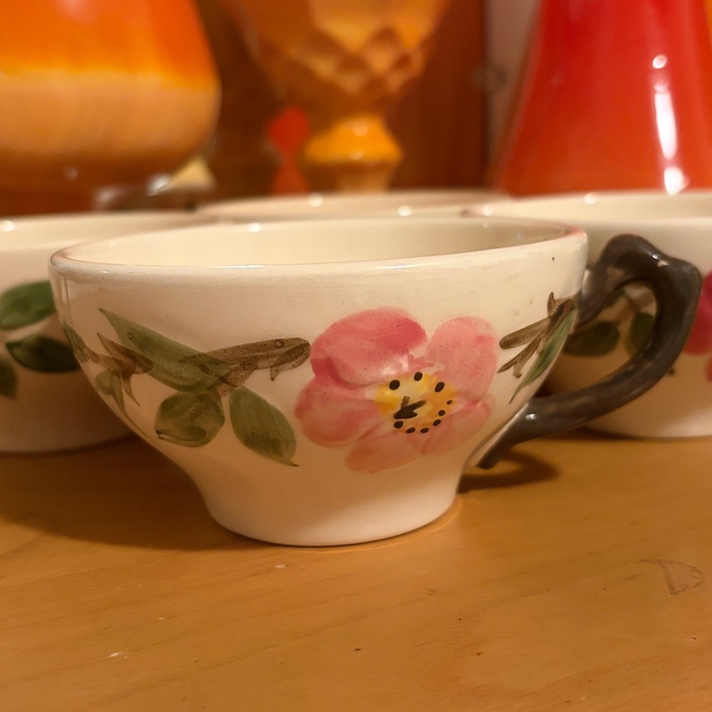 Set of 4 Vintage Franciscan Desert Rose Tea Cups - Picture 7 of 7